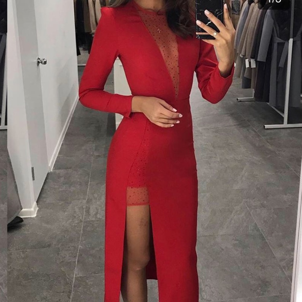 Red long sleeve midi dress with side slit